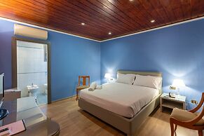 CHARLIE HOTEL Charme & Comfort