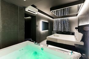 CHARLIE HOTEL Charme & Comfort
