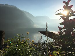 Hallstatt Hideaway - Adults only