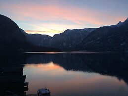 Hallstatt Hideaway - Adults only