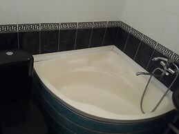 Islambek Hotel & Travel