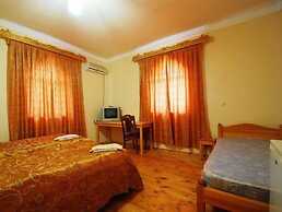 Islambek Hotel & Travel