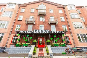 Hotel Lucky - Hostel