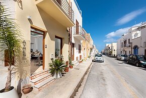 Ayres Del Mar