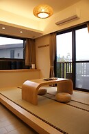 Sunny Stream Villa