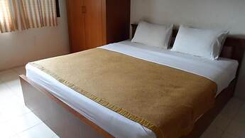 Bautong Lodge Guest House