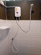 Blanco Hostel at Lanta