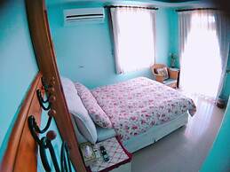 Riverside B&B