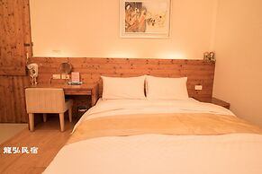 Long Hong B&B