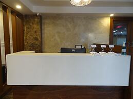 Hide Away Suites