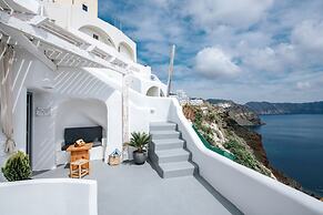 Virginia's Cave Villas