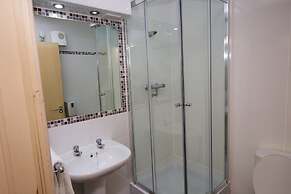 International Inn - Hostel