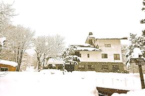 Hakuba Landmark Happo Lodge