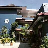 Nanan House Hostel