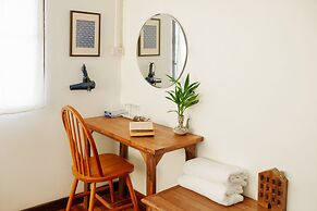 Nanan House Hostel