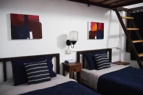 Nanan House Hostel