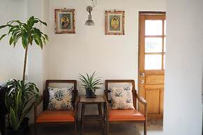 Nanan House Hostel