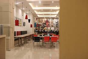Red Fox by Lemon Tree Hotels, Sector 60, Gurugram