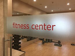 Red Fox by Lemon Tree Hotels, Sector 60, Gurugram