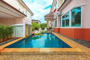 June Pool Villa