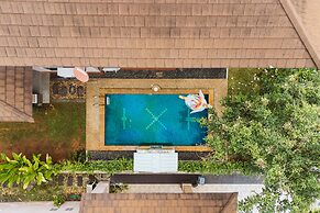 June Pool Villa
