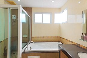 June Pool Villa