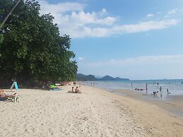 15 Palms Beach Resort