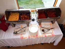 Hali Country Hotel