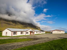 Hali Country Hotel