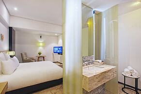 LA VIE Hotel