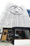 T Hostel at Victory Monument