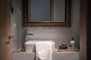 Serenity Spritz Hotel - Adults Only