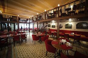 Hotel Bristol