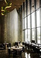 YOHO Hollywood Roosevelt Hotel