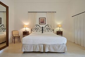 Masseria Le Carrube