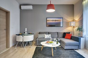 D&A Center Apartments