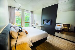 Five Hotel & Residences