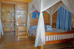 Tree House Bungalows Resort