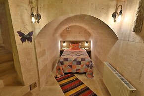 Demisos Caves The Hotel