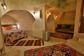 Demisos Caves The Hotel