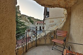 Demisos Caves The Hotel