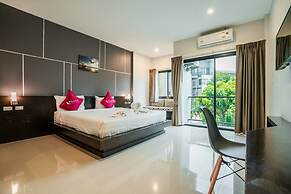 Phuket Airport Place