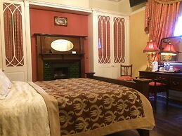 Innisfree House