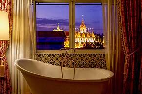 Siam Champs Elyseesi Unique Hotel