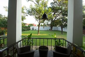Jamadevi Hotel