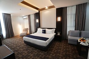 Mezzo Hotel
