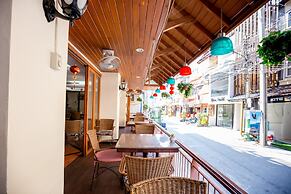 Thipurai Annex Hotel