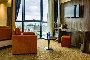 Sky Tower Hotel