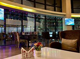 Sky Tower Hotel