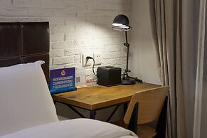 Yi Stack Hotel